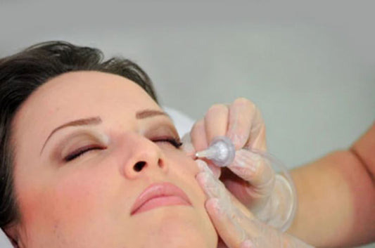 Agende Avaliação para Carboxterapia Orbicular | Estetica CM